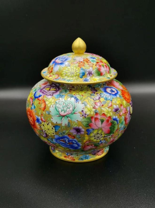 黃國平陶瓷作品《百子富貴圖杯》《十八羅漢杯》被人民大會(huì)堂收藏